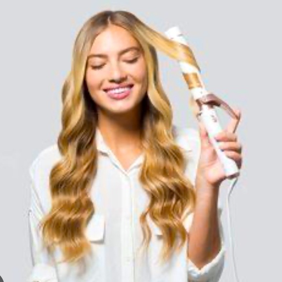 T3 Other - T3 Twirl Curling Iron. NWT